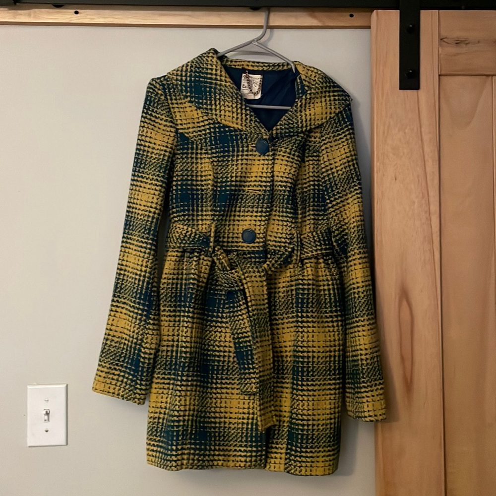 Women’s yellow and blue pea coat. Missing button. Otherwise great condition.